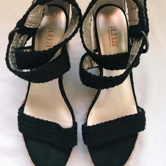 ANA A New Approach Espadrilles. - Picture 1 of 5